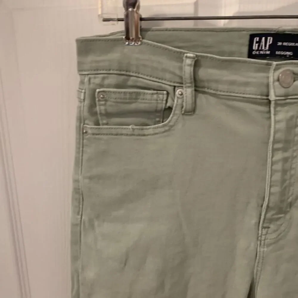 Gap Denim Women's size 30‎ Green Ripped Distressed Skinny Leg Girlfriend Jeans